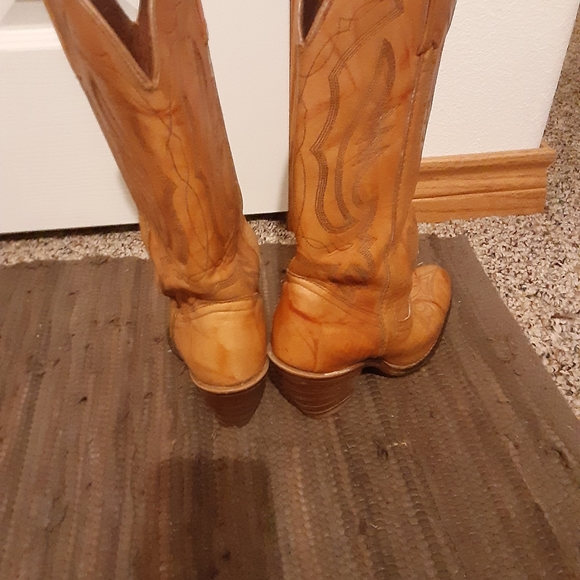 Miss Capezio Vintage Western Boots 👢 - Picture 4 of 12